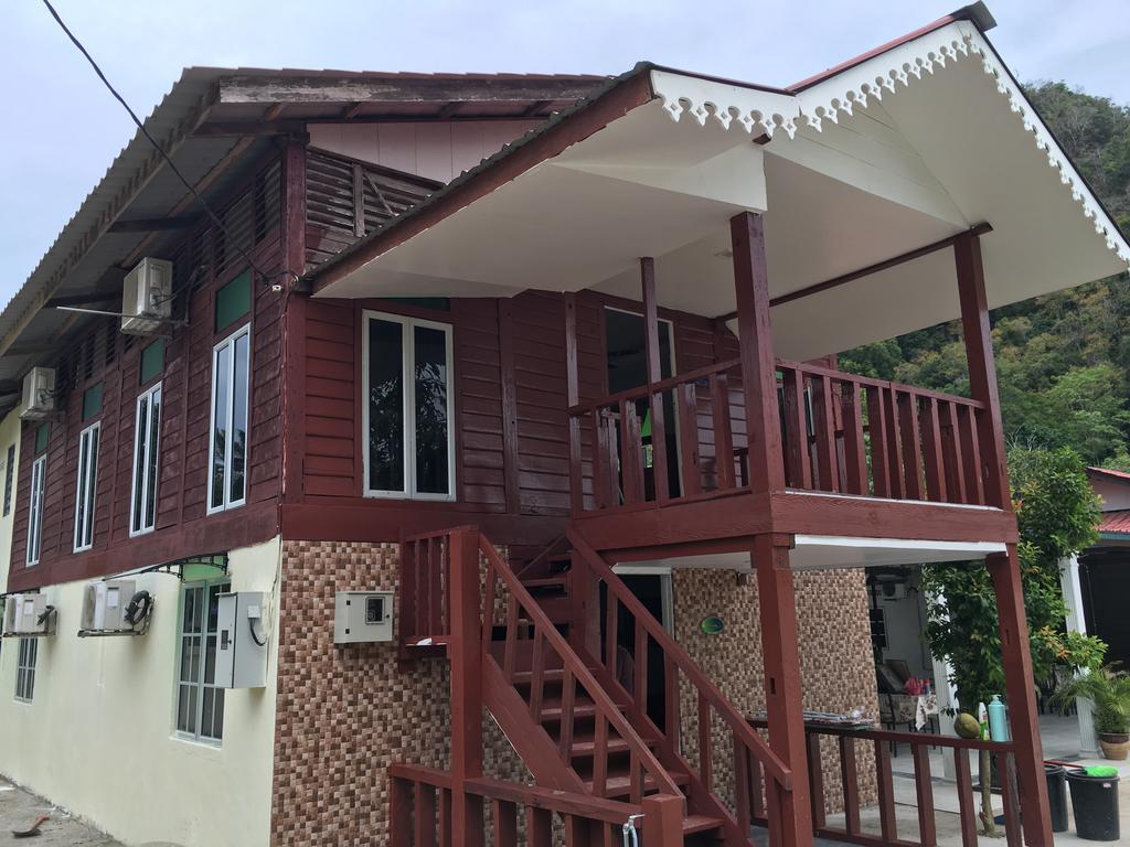 Sri Kilim Resthouse And Homestay Langkawi Exterior photo